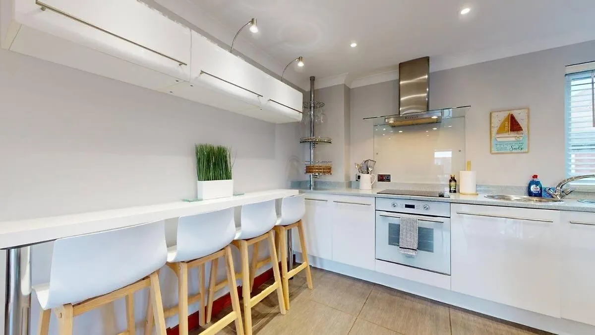 Marina View Apartment Swansea